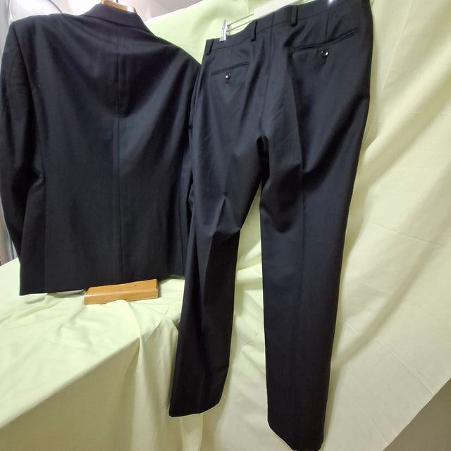 Traje de caballero negro