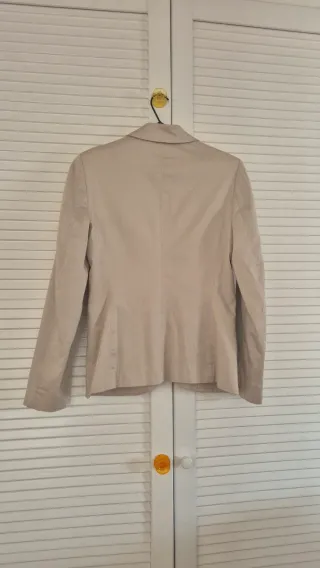 Americana beige mujer