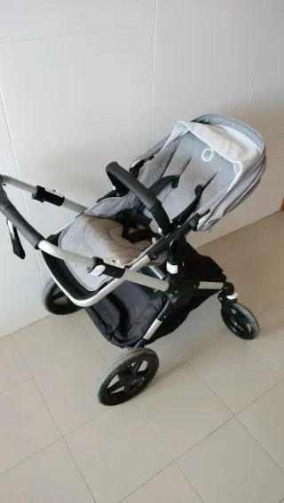 Carro Bebé Bugaboo Fox 2 Gris + 2 sacos de capazo