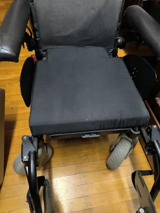 Sedia a rotelle elettrica Salsa R2