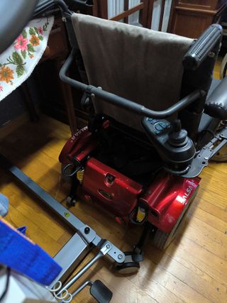 Sedia a rotelle elettrica Salsa R2