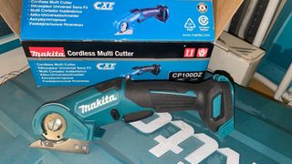 Makita CP100DZ Cortador Multi Eléctrico