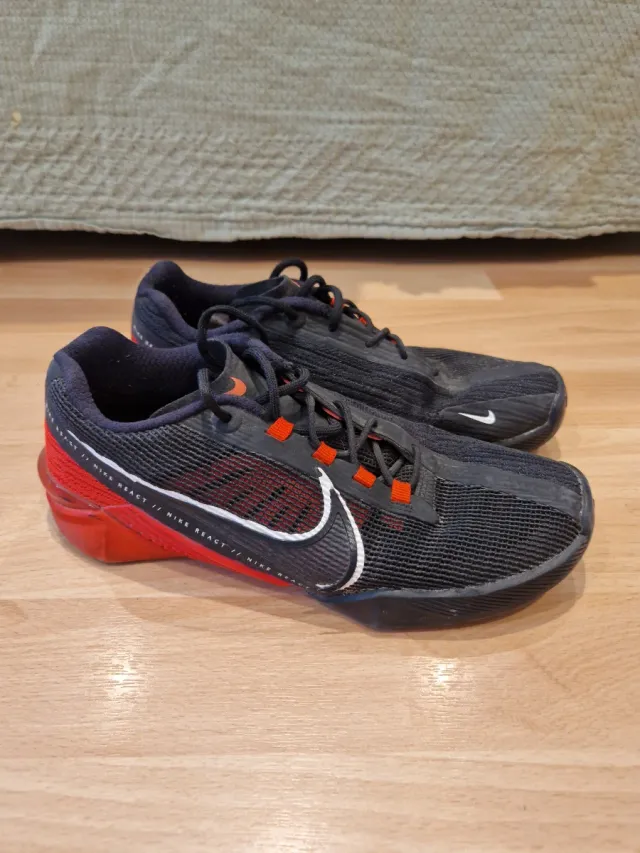 Nike React Metcon Turbo Rojo y Negro