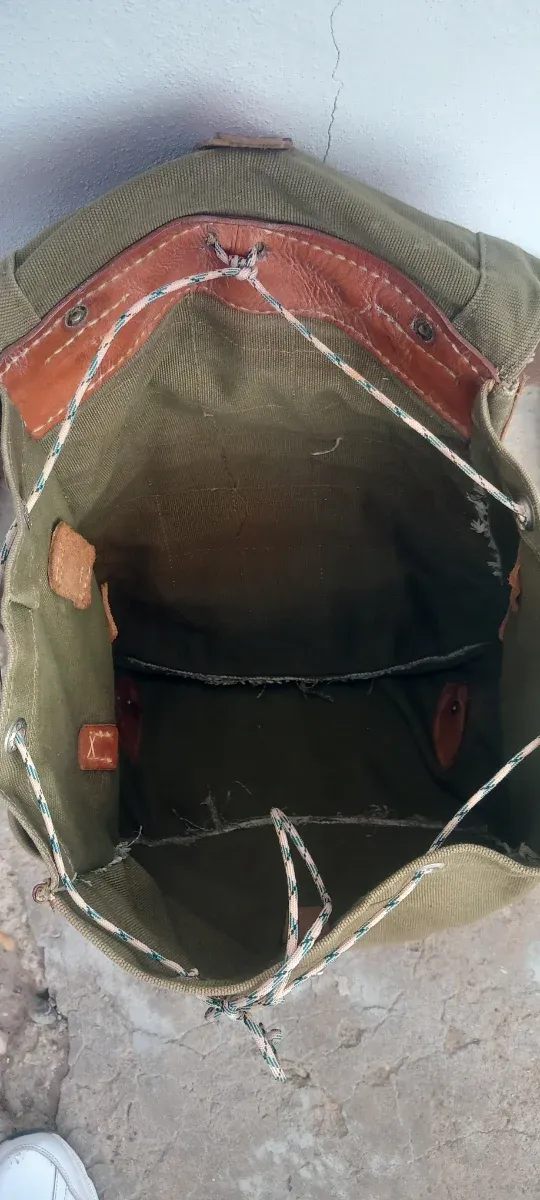 Mochila Militar mas Bandolera muy  resistente tela