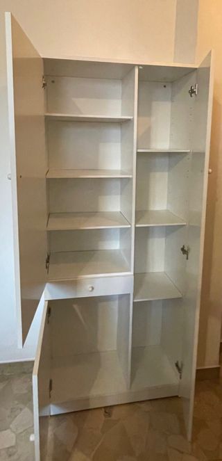 Armadio 3 ante battenti + 1 cassetto