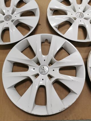 (85) Tapacubos 15" Peugeot 207/208