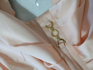 Guess abito elegante color pesca