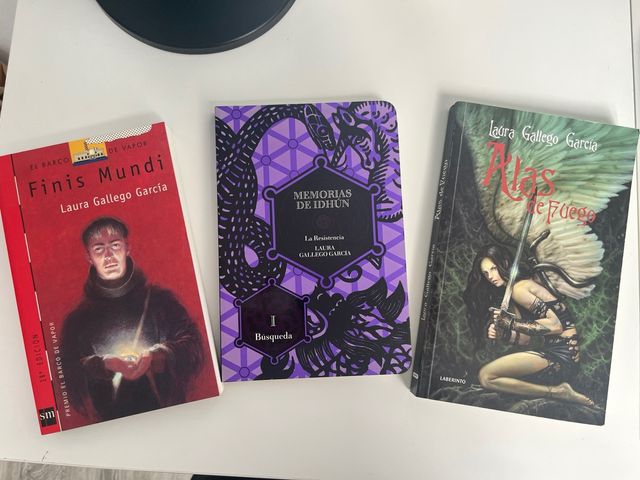 Lote libros Laura Gallego