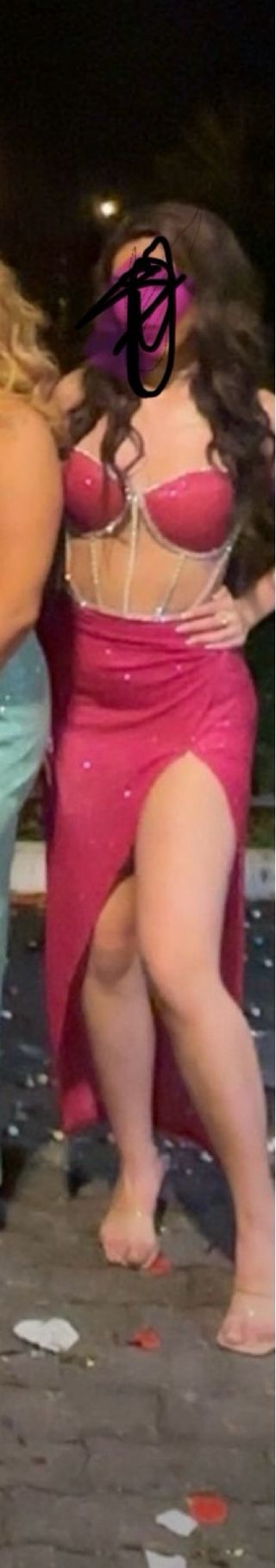 Vestido de fiesta rosa y plateado