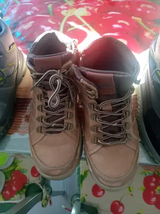 Botas niño marrones