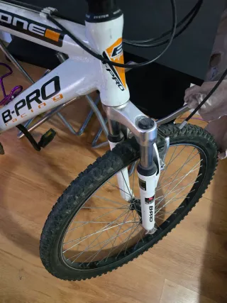 Bicicleta B-PRO MTB