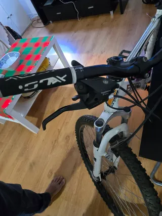 Bicicleta B-PRO MTB
