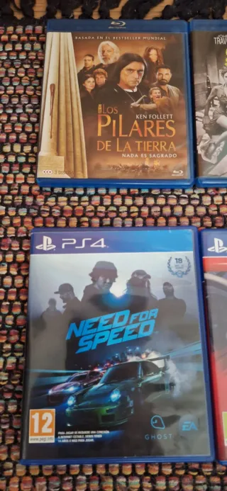 Juegos Ps4 y películas blueray
