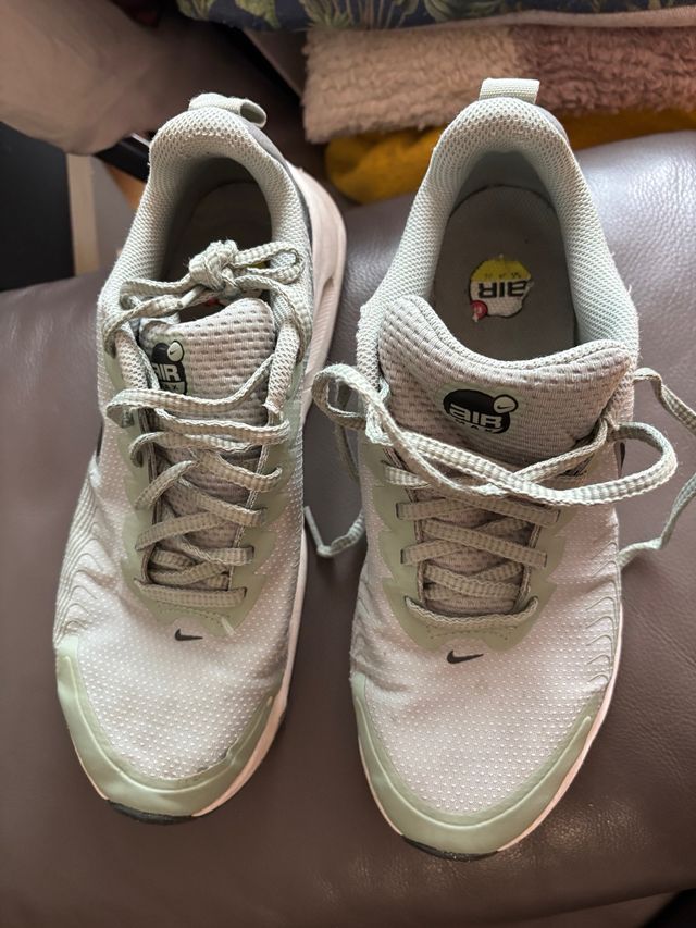 Nike Air Max Talla 41 Verde Pastel