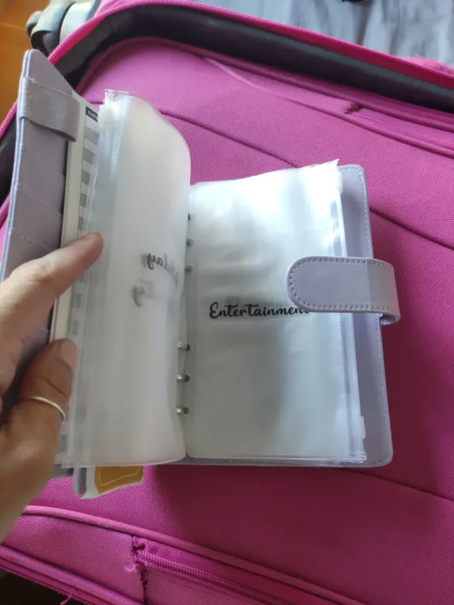 Carpeta para guardar el dinero