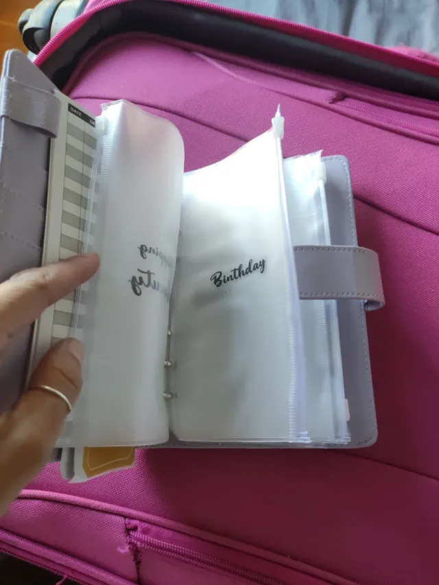 Carpeta para guardar el dinero