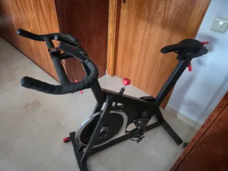 Bicicleta Estática DOMYOS BT100