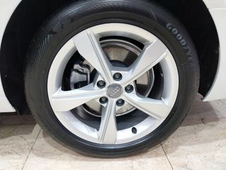 Audi A4 Avant Advanced 30 TDI 100kW S tronic