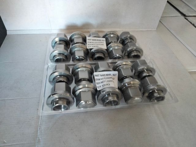 Juego de 20 tuercas para Scania