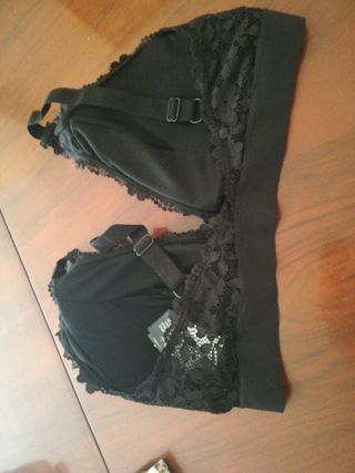 Sujetador de encaje negro
