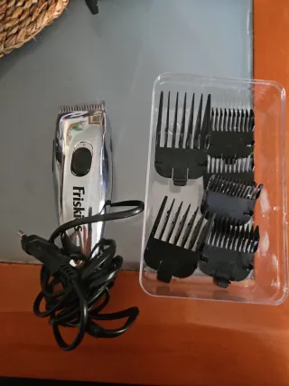 Tosatrici per animali domestici con accessori