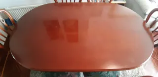 Mesa de comedor y 6 sillas
