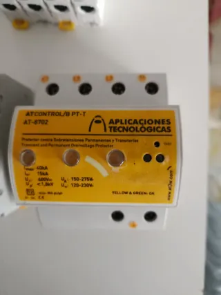  Protector Sobretensiones
ATCONTROL/B PT-T AT-8702