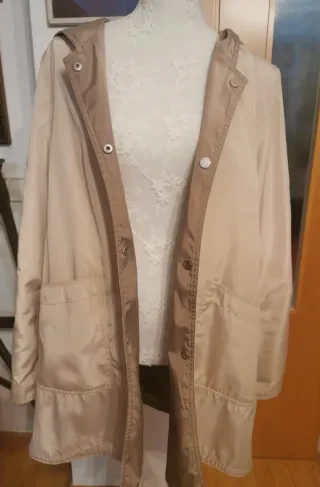 Gabardina beige con forro talla M