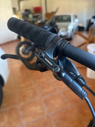 Bicicleta MTB Giant Talon 2 2024, poco uso