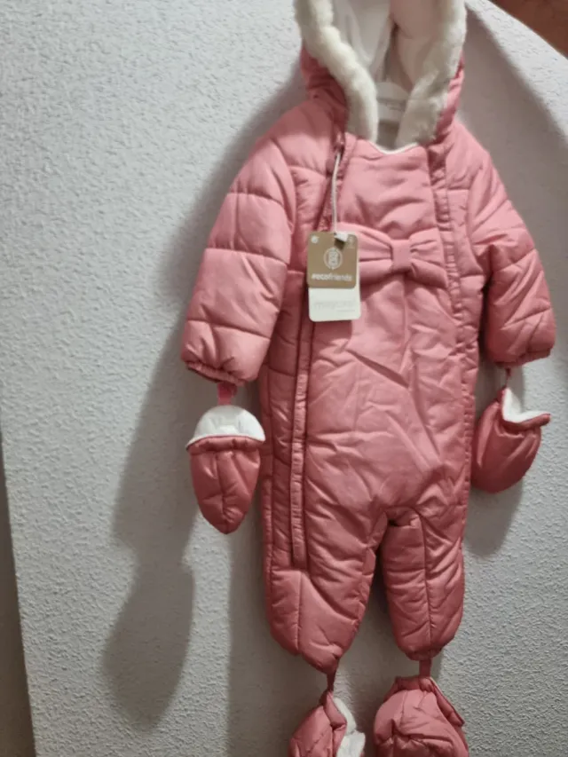 Buzo Mayoral rosa colorete con capucha