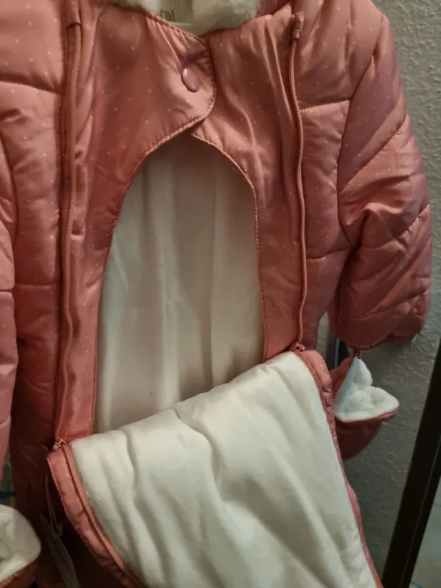 Buzo Mayoral rosa colorete con capucha