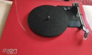 Tocadiscos ION Rojo Pure LP