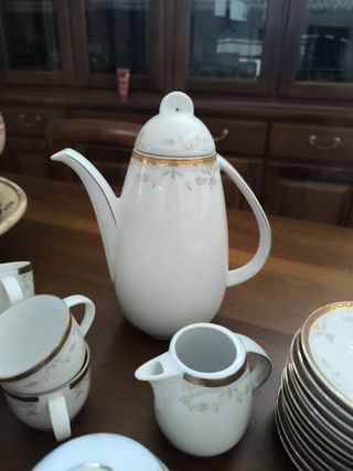 Servizio completo da caffè in porcellana