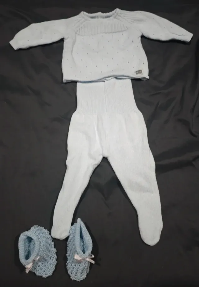 Set per bambini a pois blu e bianchi