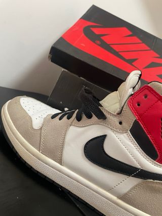 Nike Jordan 1 Beige y Rojo