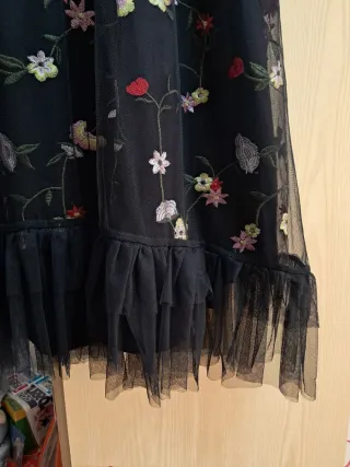 Gonna lunga tulle ricamata floreale