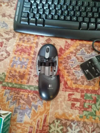 Teclado y Ratón Inalámbrico Logitech Negro