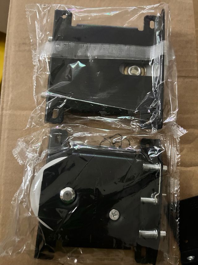 Poleas para puertas correderas de armario