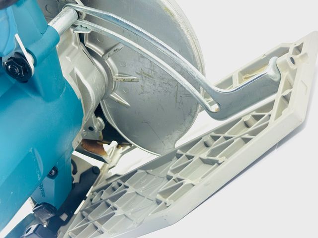 Sierra Circular Makita 5008 MG Magnesium