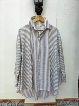 Blusa de rayas beige y blancas talla xl