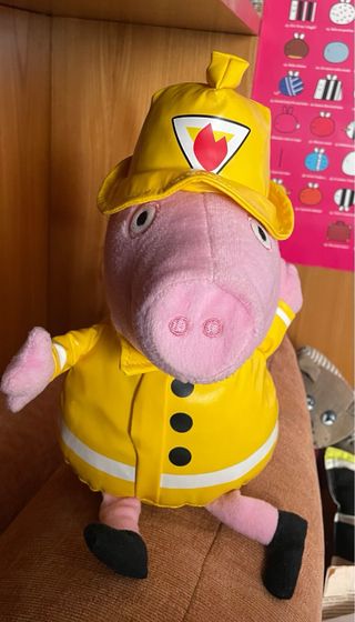 Pupazzo peluche Peppa Pig George pompiere 25 cm