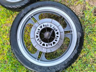 Rueda Kawasaki GPZ 400