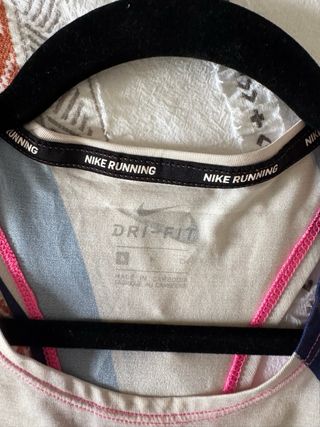 Camiseta Nike Mujer Running Multicolor Talla S