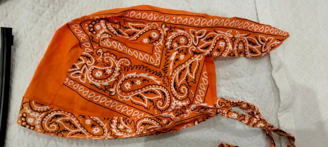Bandana arancione con Paisley