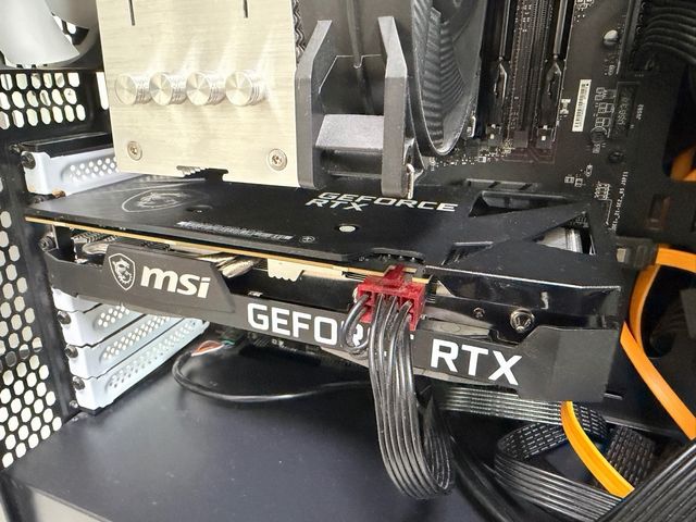 MSI GeForce RTX 3060 Ventus 2X OC LHR 12GB