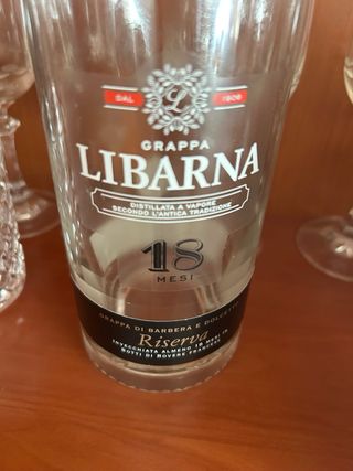 Botella Grappa Libarna Riserva 18 Mesi