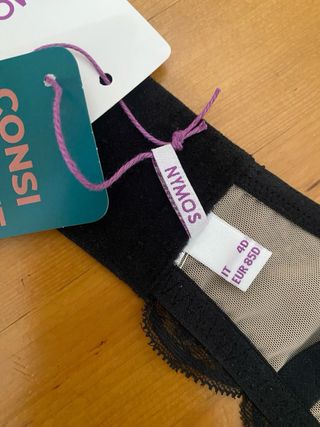 Reggiseno pizzo nero 85D