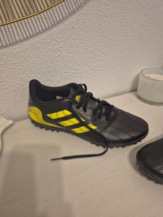 Zapatillas Adidas Fútbol Negro/Amarillo