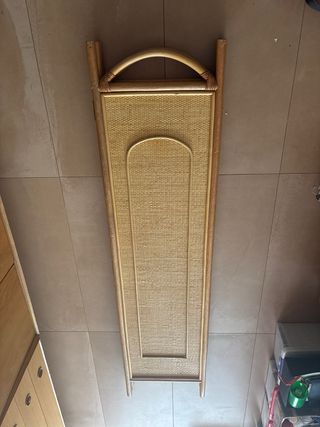 Biombo de bambú y madera