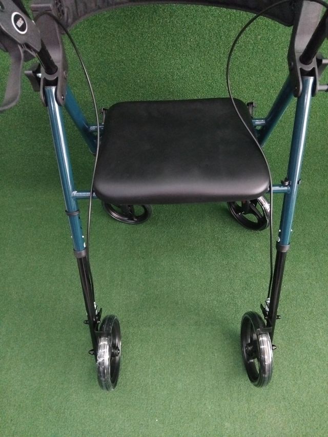 Deambulatore pieghevole VOCIC con sedile